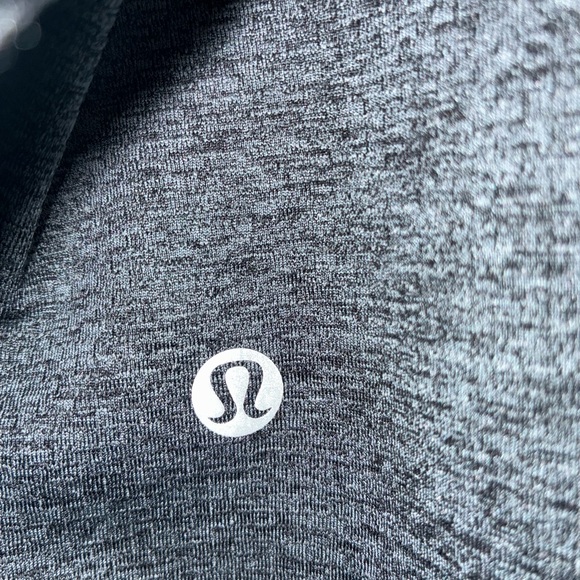 Lululemon Unleash Strength Cropped Hoodie Size 6 Asphalt Grey - Picture 5 of 5